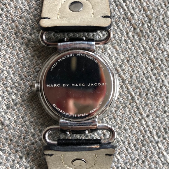 Marc Jacobs Watch - Picture 5 of 8